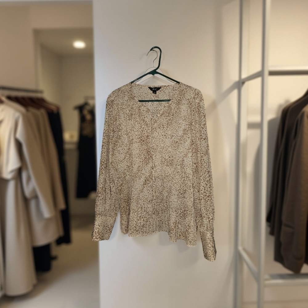 Simply Vera Vera Wang Cream Blouse